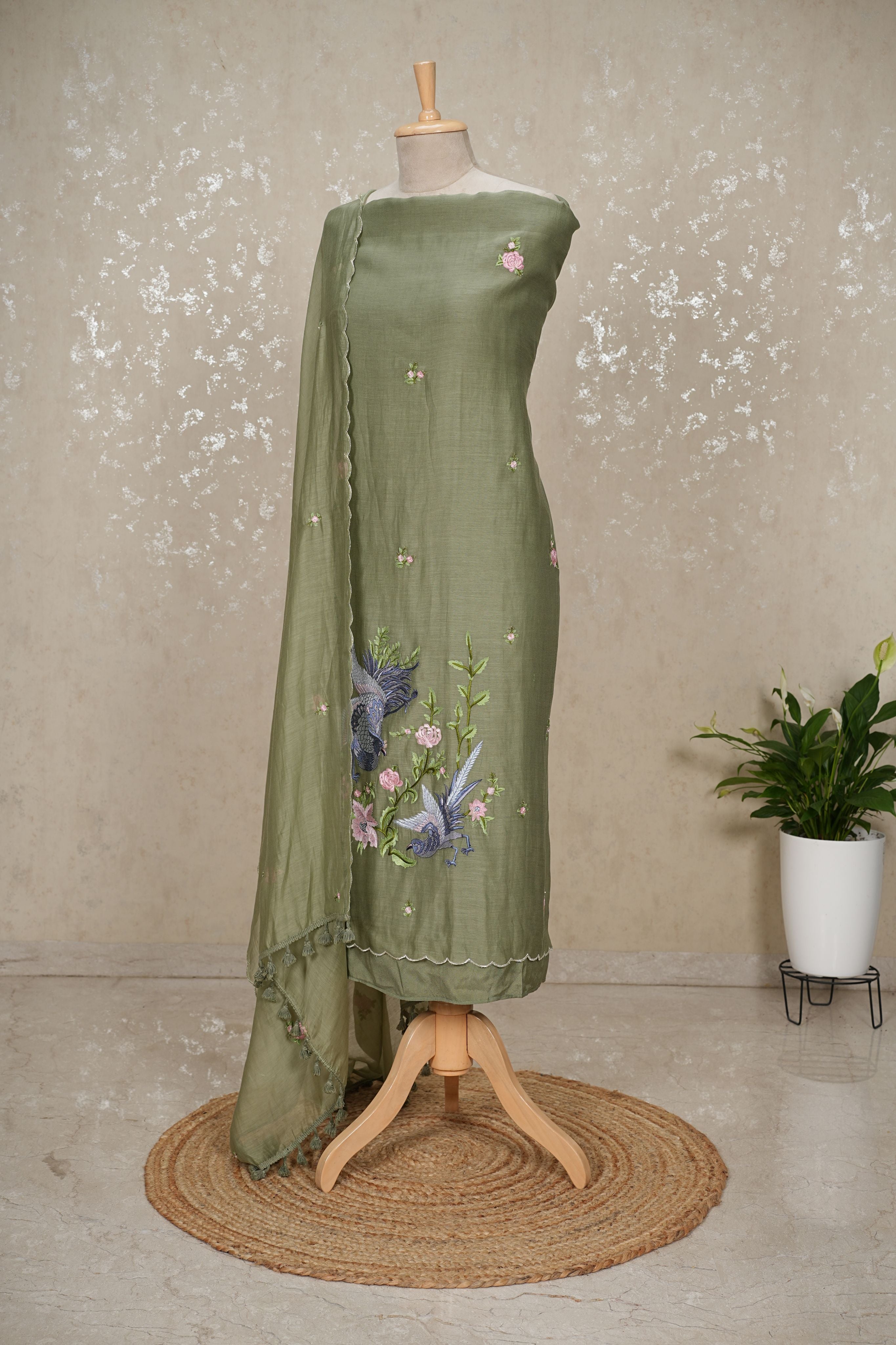 Bird Embroidery Pure Mul Chanderi Suit with Tassel Dupatta – 3 Pc Set