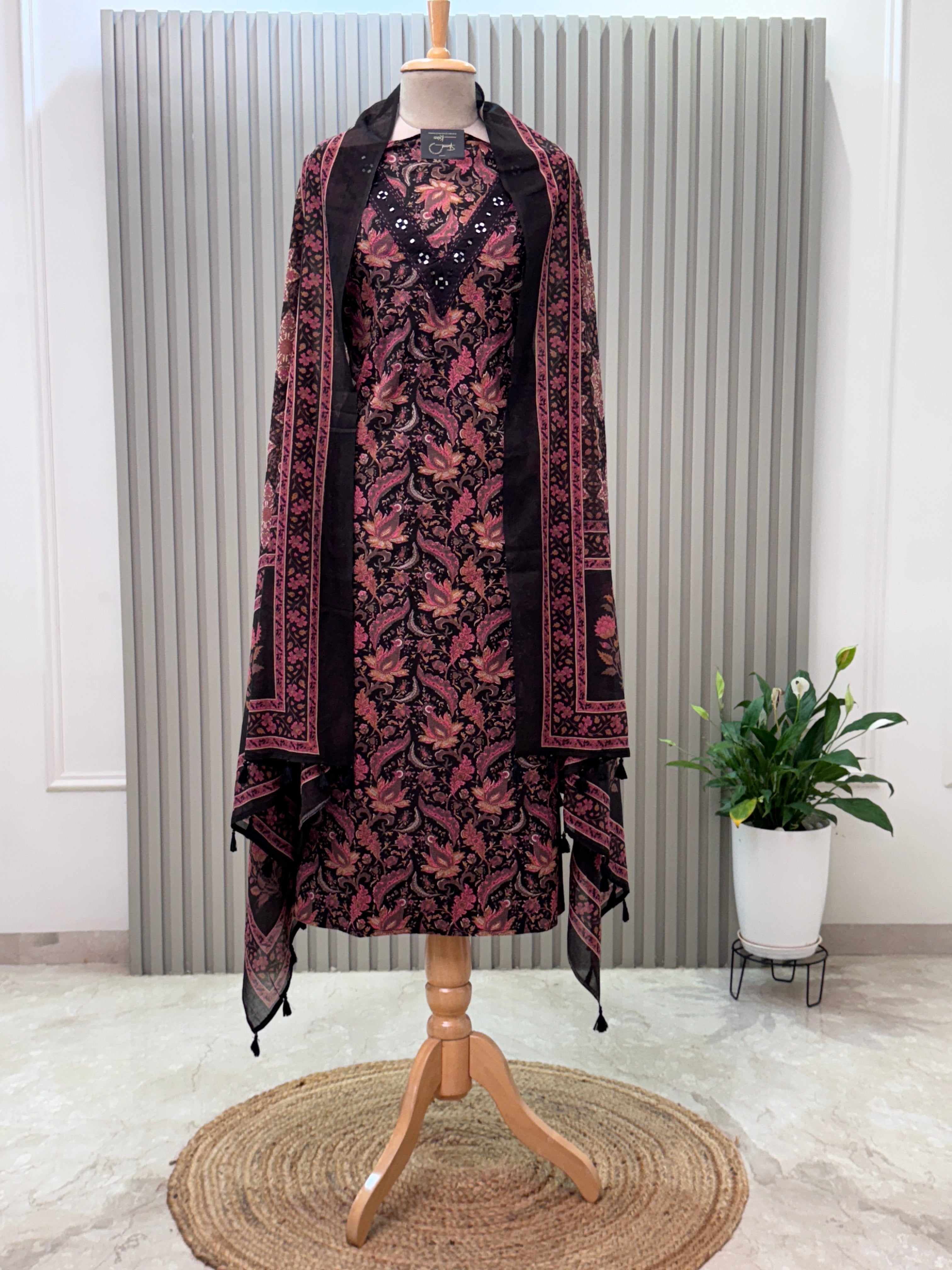 Cotton Suit V-Neck Mirror Work 3pc set