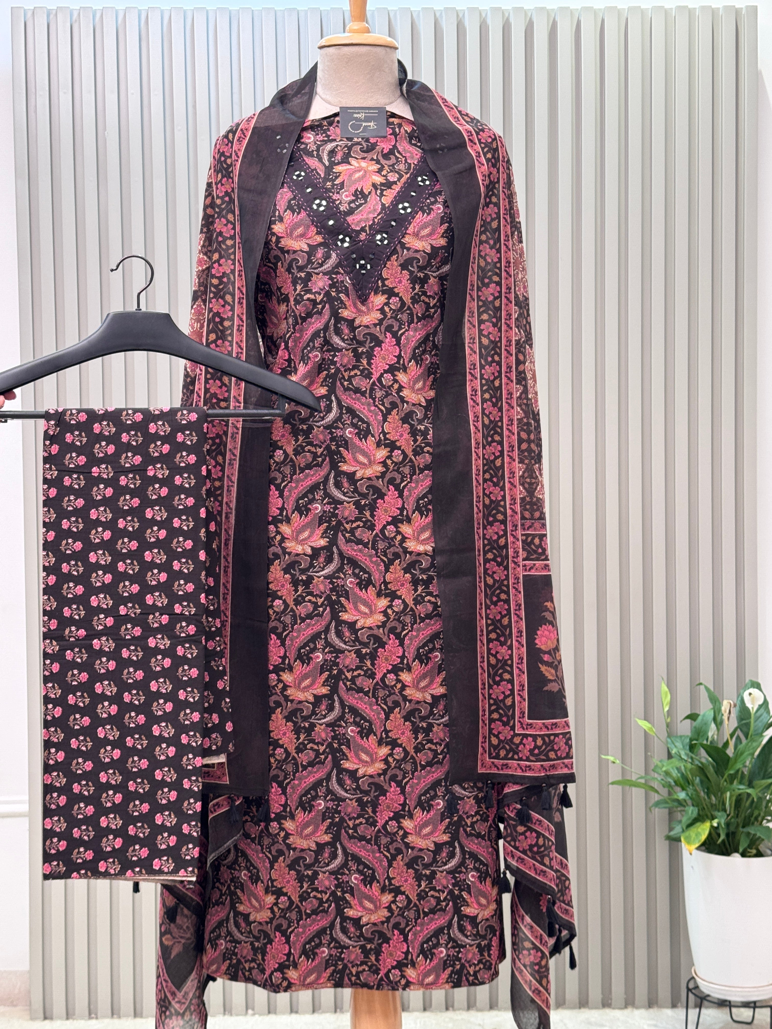 Cotton Suit V-Neck Mirror Work 3pc set