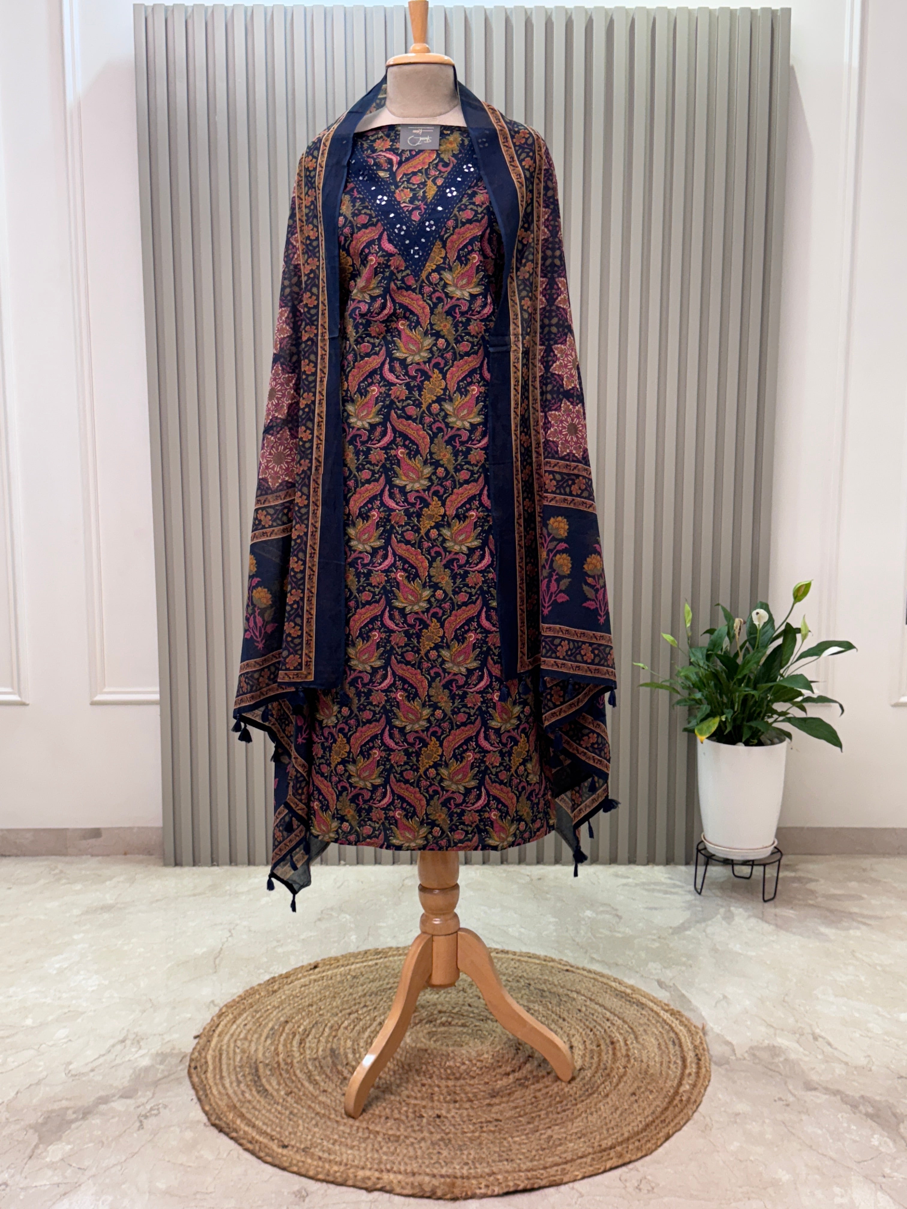 Cotton Suit V-Neck Mirror Work 3pc set