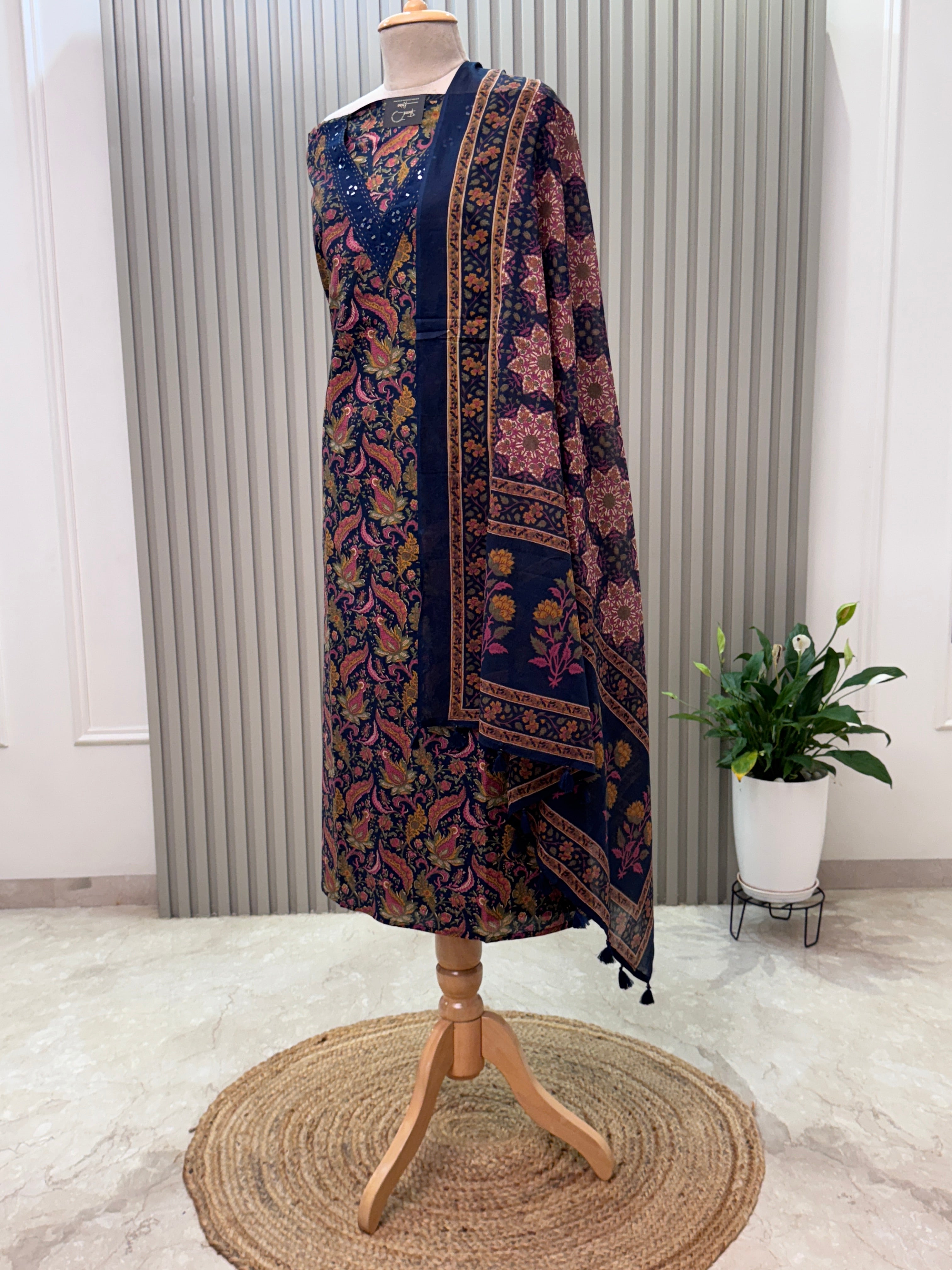 Cotton Suit V-Neck Mirror Work 3pc set