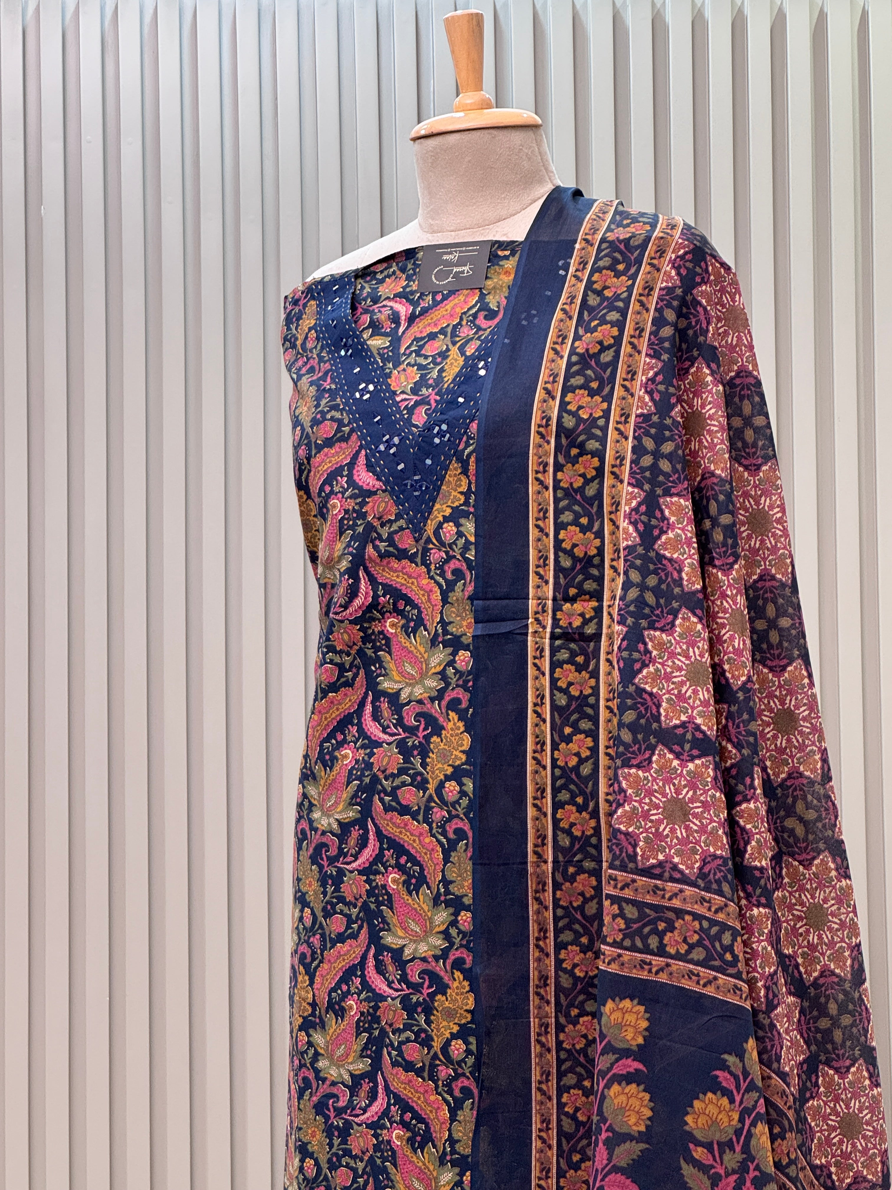 Cotton Suit V-Neck Mirror Work 3pc set