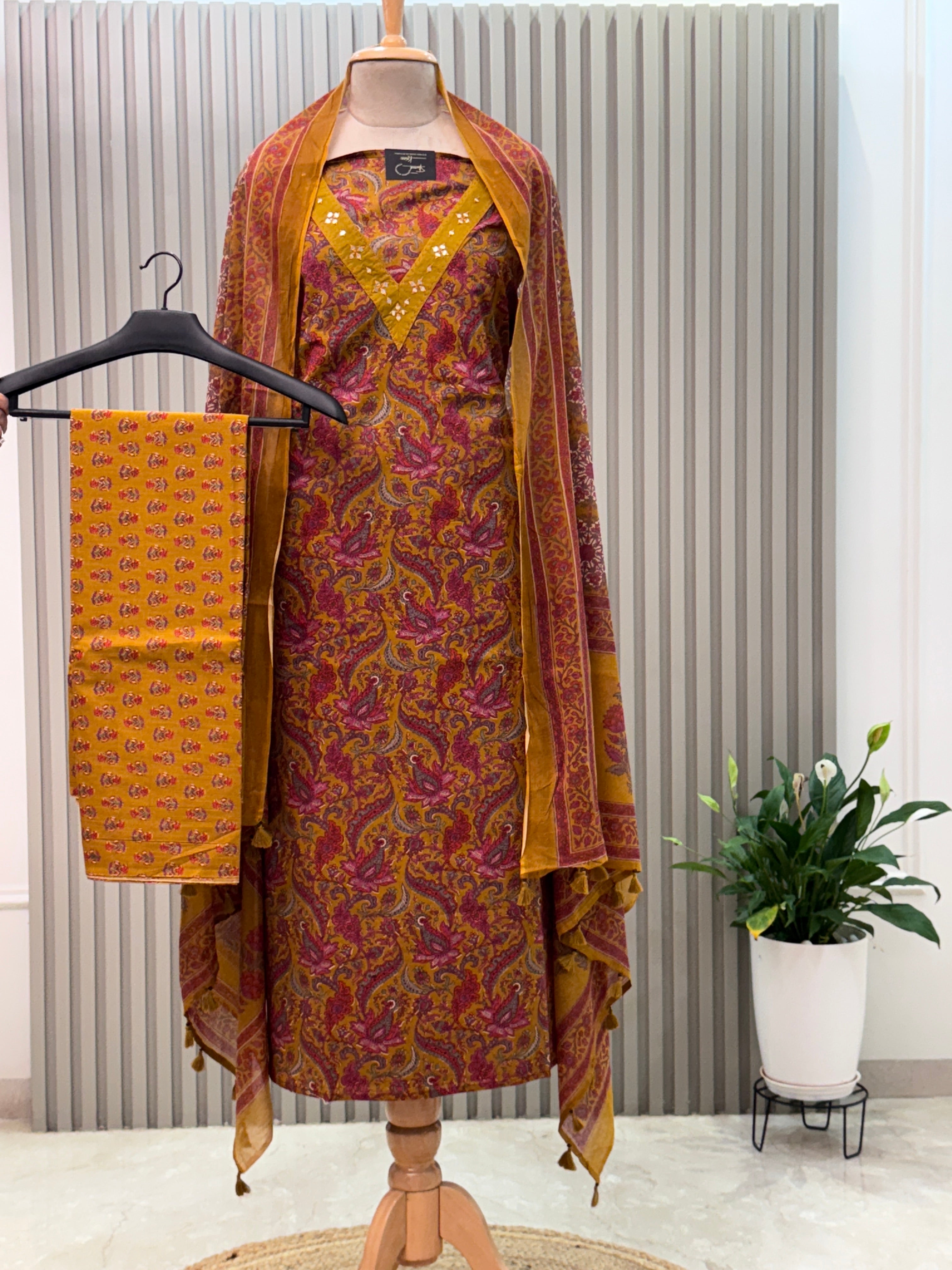 Cotton Suit V-Neck Mirror Work 3pc set